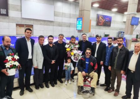 استقبال باشکوه از بهزاد زاد علی‌اصغر، ستاره تیم ملی فوتبال نابینایان در تبریز
