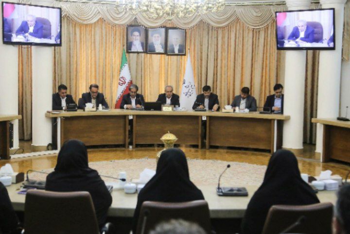 استاندار: معتقد به تعامل هستم نه معامله/ لزوم مدیریت انعطاف‌پذیر در شرایط کنونی