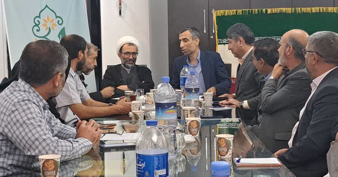 حضور عضو هیات رئیسه مجلس شورای اسلامی در جمع اعضای شورای راهبردی جمعیت فرهنگیان و فرهیختگان ایران اسلامی