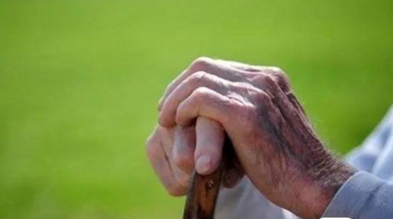 طلاق در میان سالمندان؛ نشانه‌ای از مشکلات عمیق اجتماعی و اقتصادی