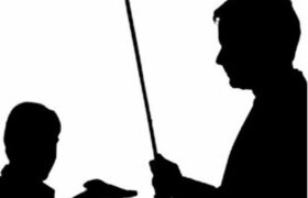 بینی شکسته و پرده گوش پاره؛ تنبیه دانش‌آموز توسط مدیر به‌خاطر یک شوخی
