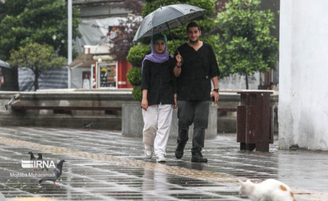 هواشناسی ۱۴۰۴/۰۷/۱۴/ باران و گرد و خاک در استانها