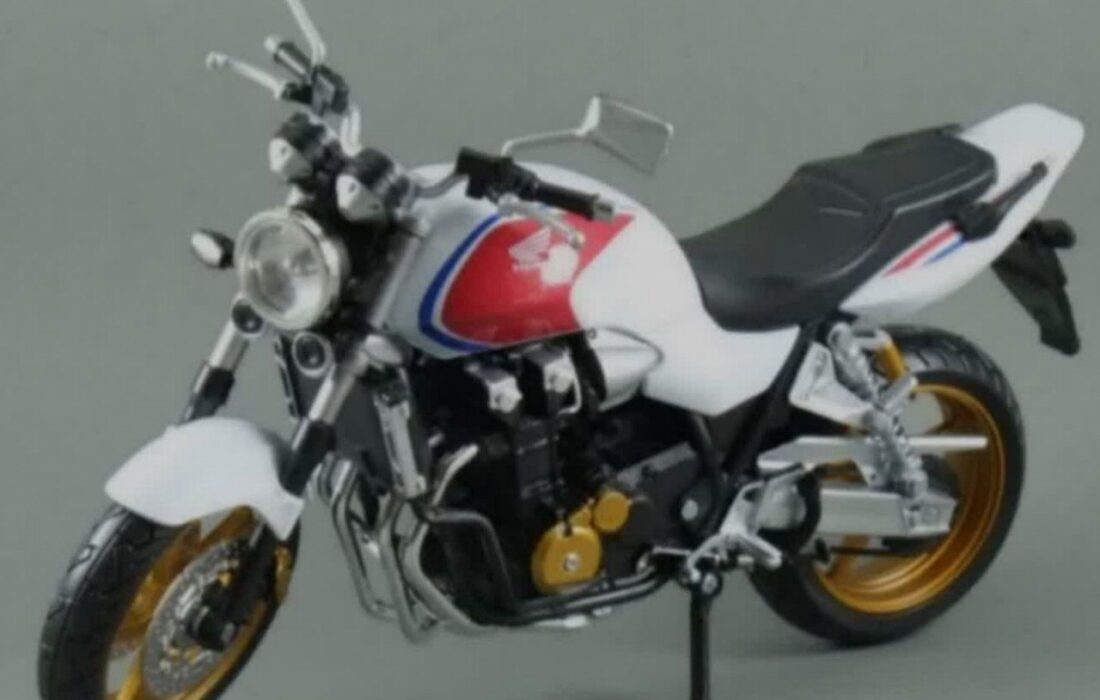 توقیف موتور سیکلت سنگین قاچاق ۱۰ میلیاردی در “مرند