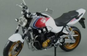 توقیف موتور سیکلت سنگین قاچاق ۱۰ میلیاردی در “مرند