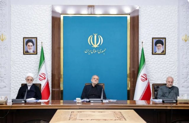 وعده رفع فیلترینگ پزشکیان در شورایعالی فضای مجازی ذبح میشود
