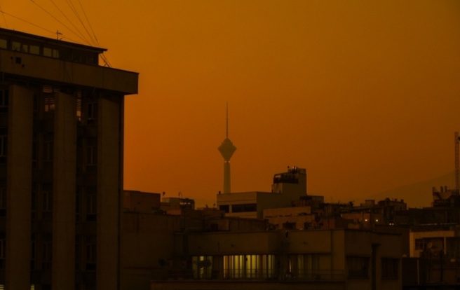 معاون وزیر بهداشت: باید از مردم عذرخواهی کنیم که این بلا‌ها را سر آن‌ها می‌آوریم