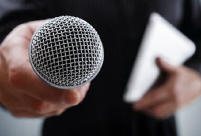 آتش زدن لاستیک؛ اقدام عجیب در روزهای آلوده!(فیلم)