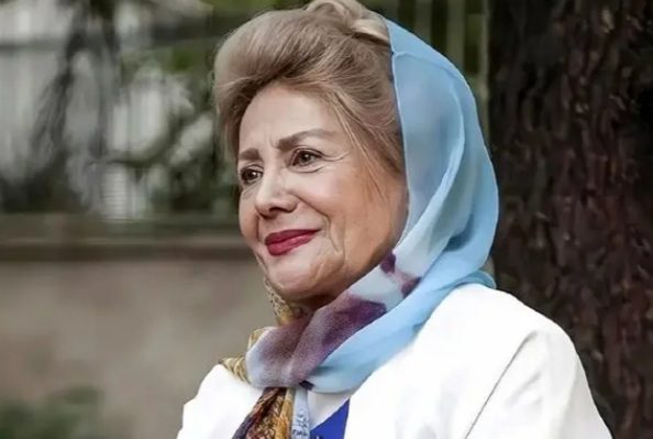 سفر در زمان؛ «تهمینه» در 31 سالگی در کنار «ایرج قادری»؛ سال 1344/ عکس