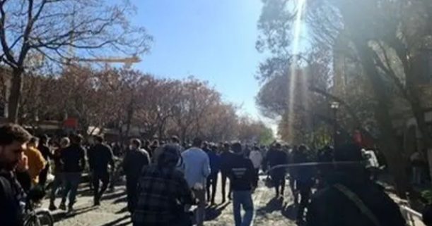 واکنش فردوسی‌پور به تجمع دیروز بازار/ ویدئو