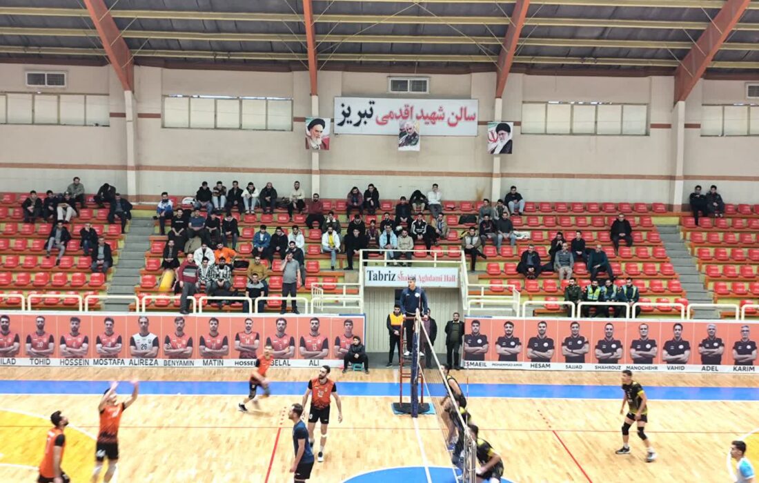 والیبال مس سونگون و زریبار مریوان نیمه تمام ماند