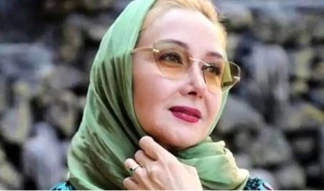 کتایون ریاحی در کنار حامد بهداد 23 سال پیش