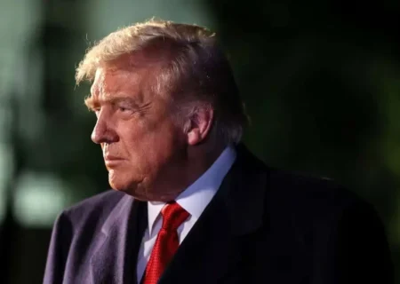 ترامپ: یک ناوگان بزرگ کنار ایران داریم، بزرگ‌تر از ونزوئلا / ایرانی‌ها تماس گرفته‌اند و می‌خواهند توافق کنند