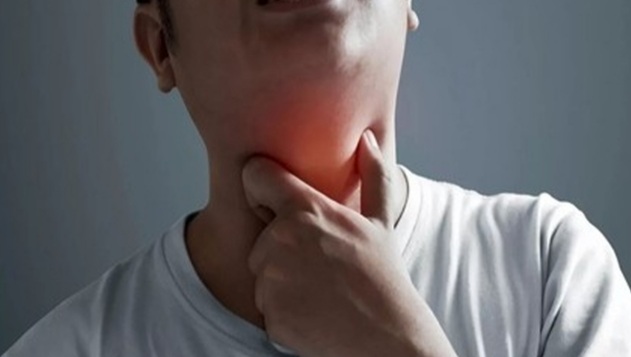 آیا گرفتگی صدا؛ هشدار مهم سرطان حنجره است؟