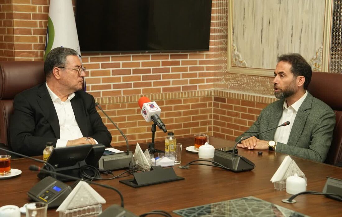 برگزاری نشست مشترک دبیر کارگروه ساماندهی مد و لباس کشور با استاندار آذربایجان‌غربی