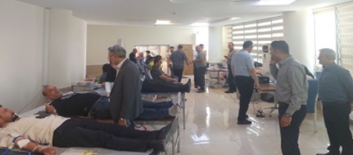 همگامی کارکنان منطقه آزاد ارس با پویش ملی اهدای خون