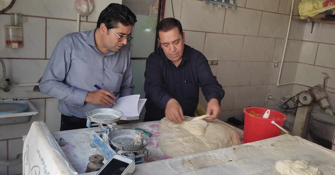 تشدید نظارت‌ها بر کیفیت و قیمت نان در مرند؛ پلمب یک واحد نانوایی متخلف و تقدیر از واحدهای نمونه