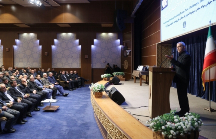 تأکید رئیسجمهور بر مدیریت علمی اعتیاد؛ ضرورت اصلاح قوانین و بهرهگیری از رویکرد محلهمحوری