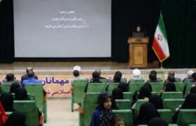 برگزاری همایش بزرگ بانوان زینبی در شهرستان مرند؛ گامی در جهت ترویج فرهنگ عفاف