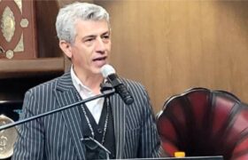 درخشش هنر در قلب البرز؛ رونمایی باشکوه از کتاب «۱۲+۱» اثر سیروس همتی در کرج با حضور چهره‌های ملی